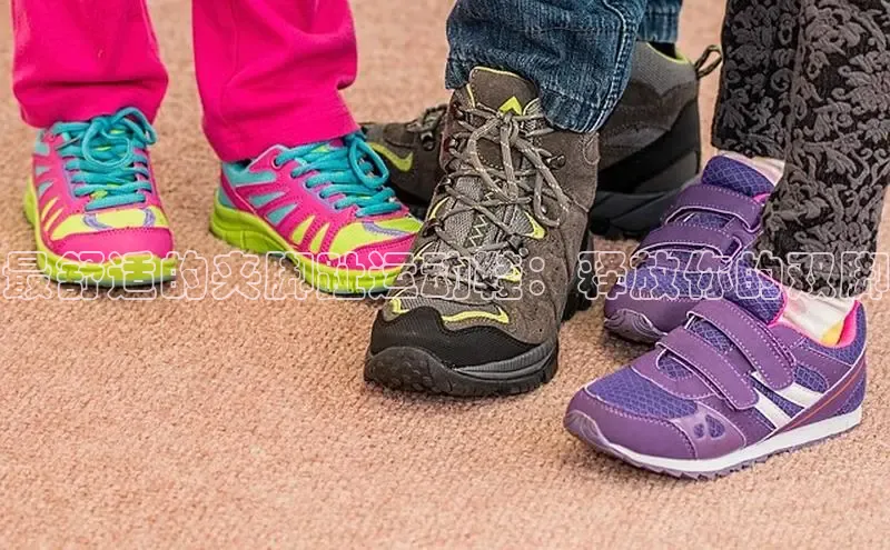 米兰体育中心如流最舒适的夹脚趾运动鞋：释放你的双脚