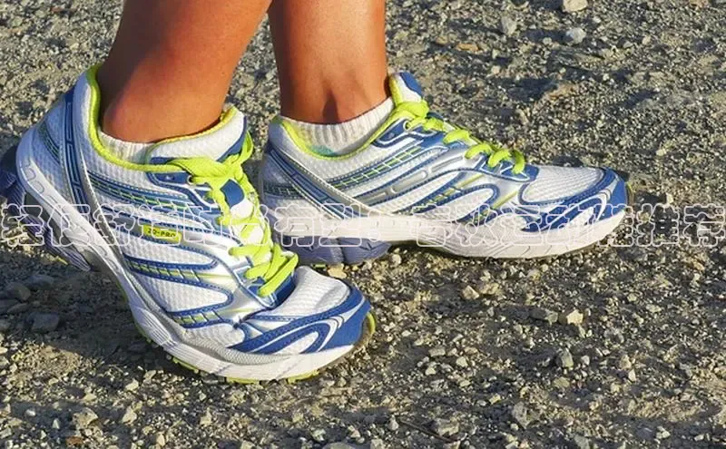 米兰体育官方APP下载普信公司轻便舒适时尚有型：春秋运动鞋推荐