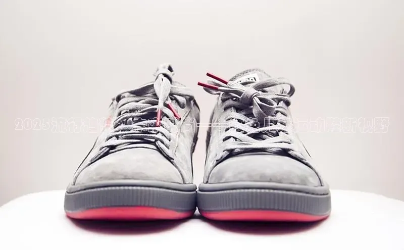 2025流行趋势：未来时尚——红色儿童运动鞋新视野