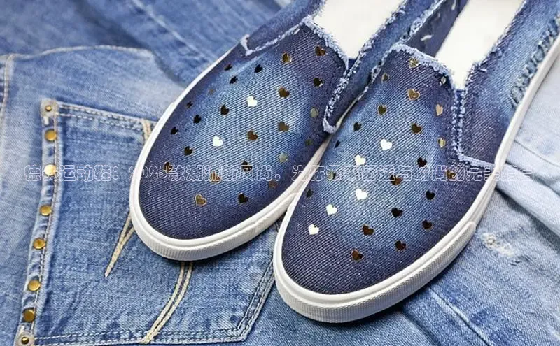 德赛运动鞋：2025款潮流新风尚，为你带来舒适与时尚的完美结合