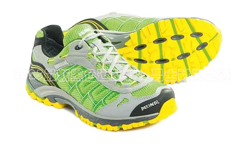 2025最新黑色运动鞋：男士时尚之选